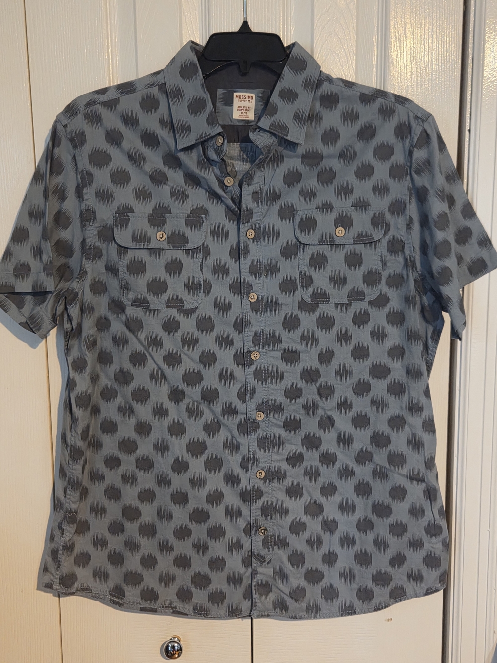 Mossimo Supply Co. Men's Short Sleeve Blue Dot-Print Shirt